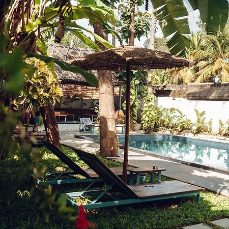 Paddlecult Surf Retreat Bed and Breakfast Varkala Exterior foto
