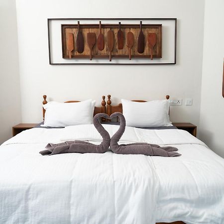 Paddlecult Surf Retreat Bed and Breakfast Varkala Exterior foto