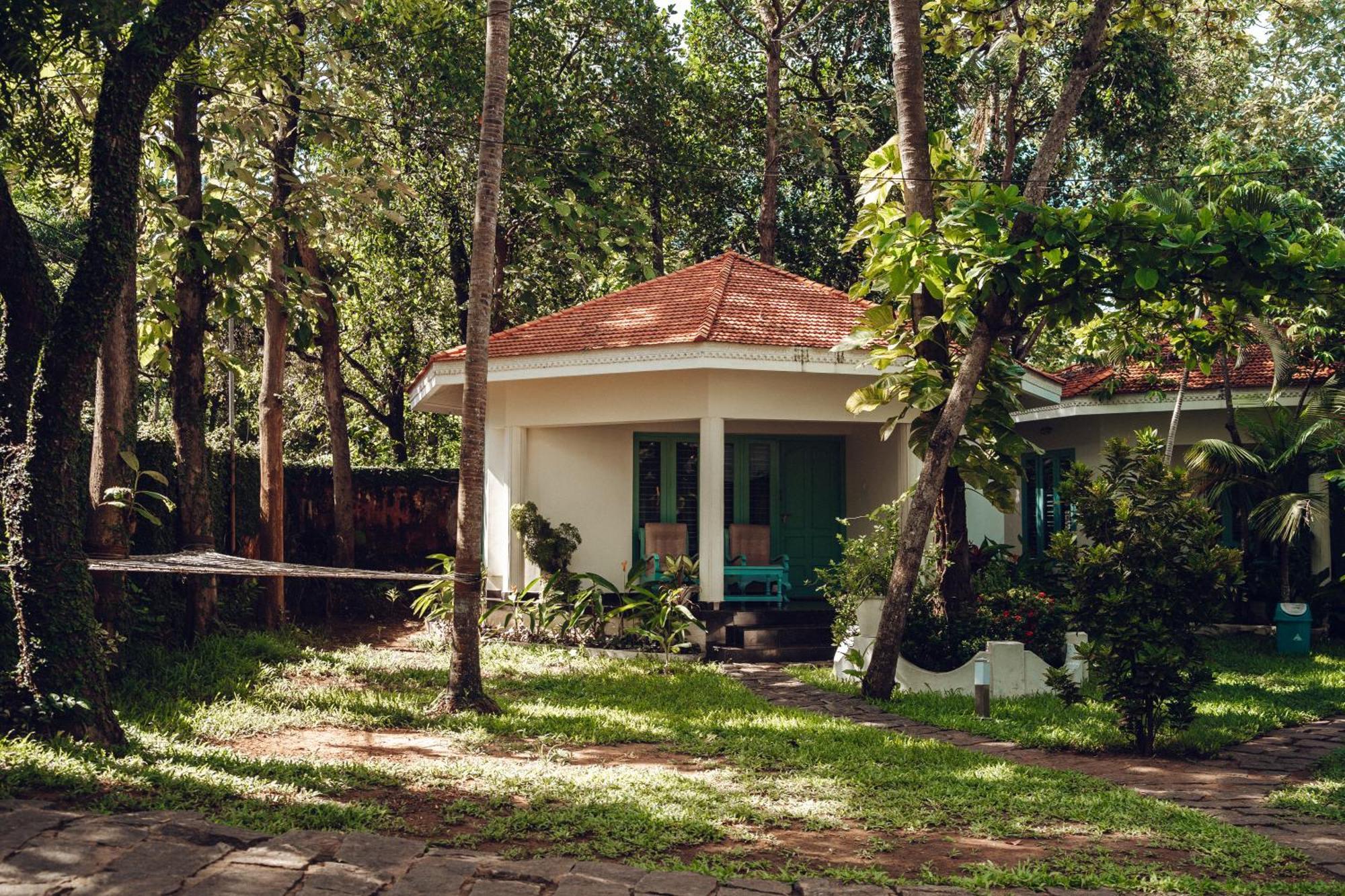 Paddlecult Surf Retreat Bed and Breakfast Varkala Exterior foto