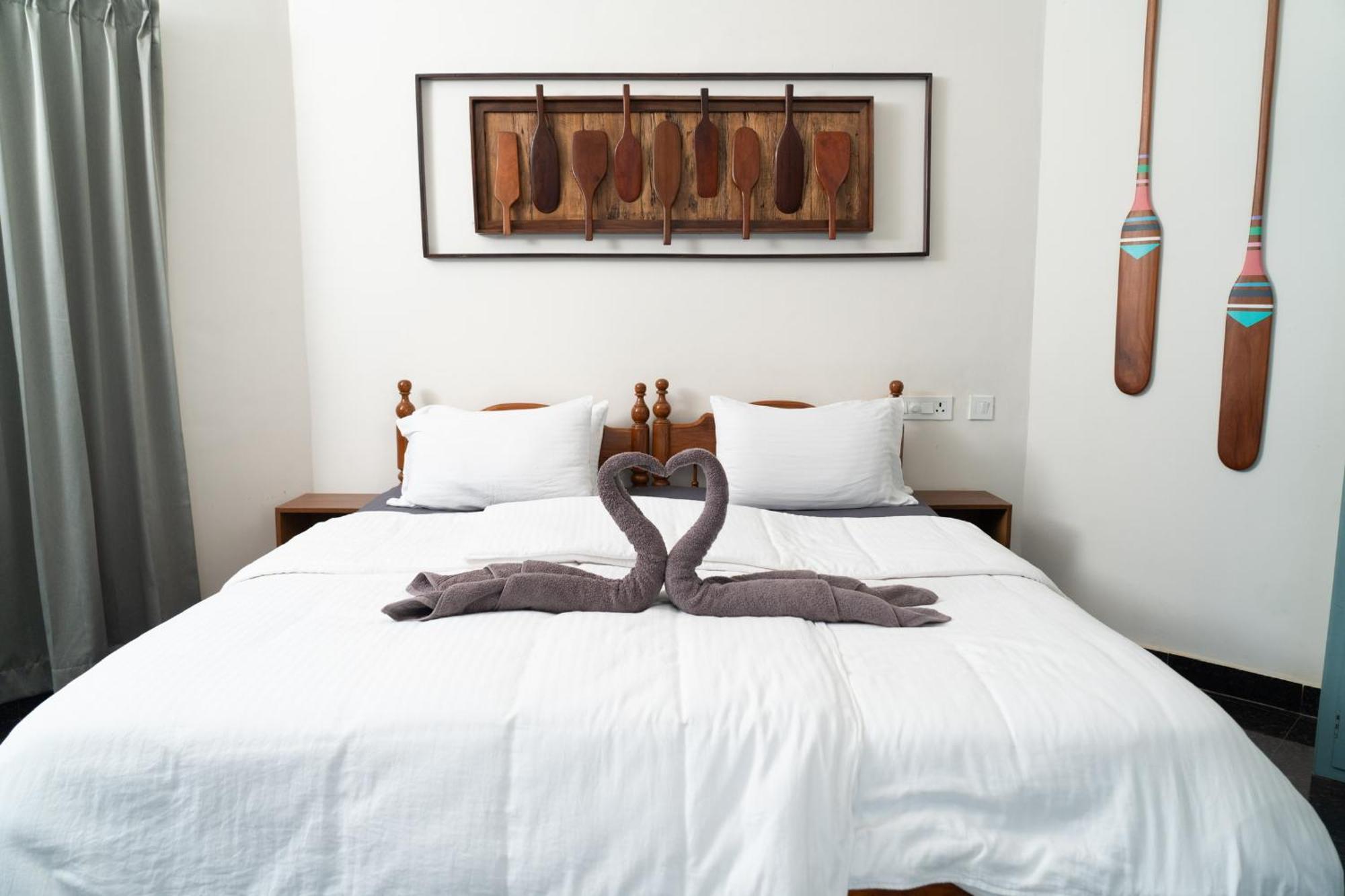 Paddlecult Surf Retreat Bed and Breakfast Varkala Exterior foto